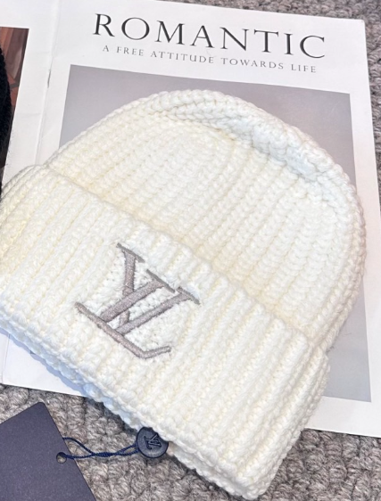 LV Beanies（Multiple colors）