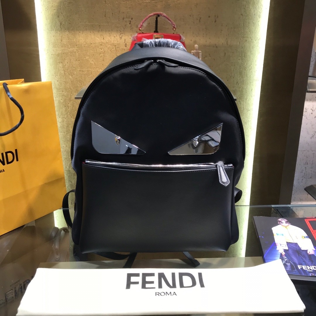 FD Backpack Size:33x38x16cm