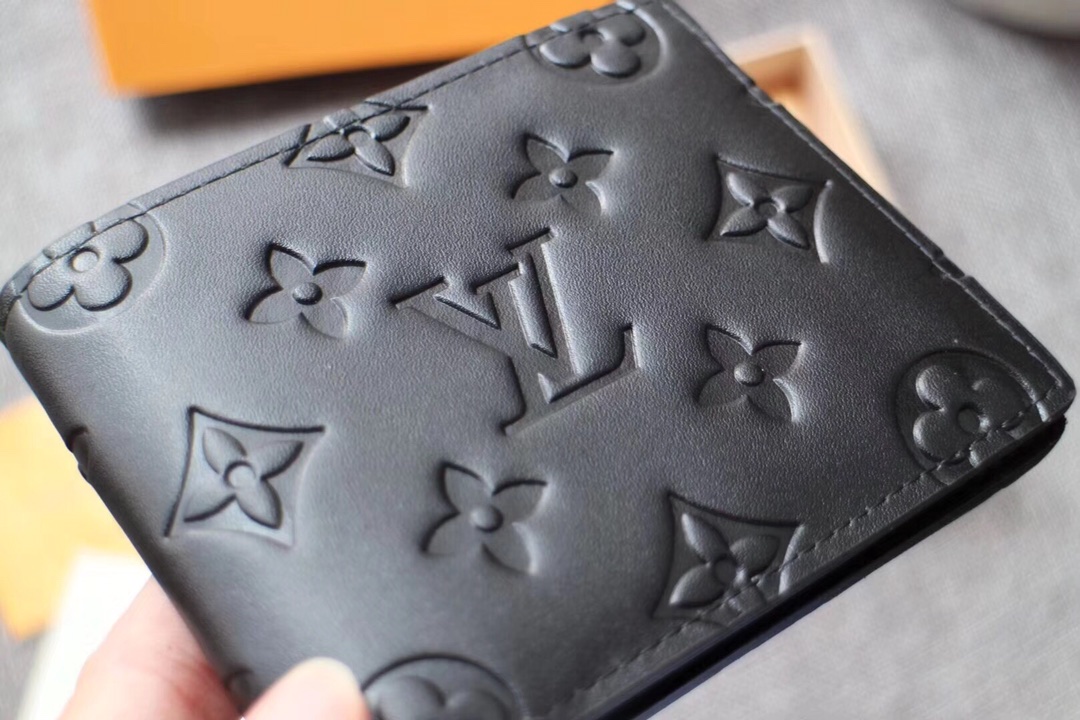 Black Flowers Wallet 4.7″x3.5″ BB-91800061