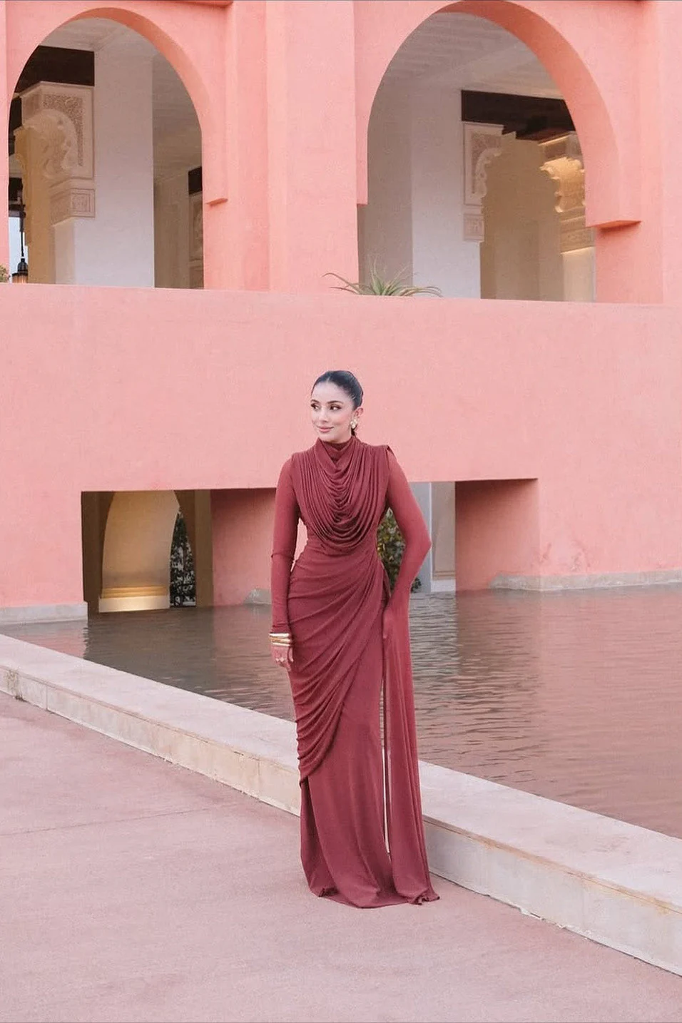 Sophisticated Terracotta Pleated Maxi Dress