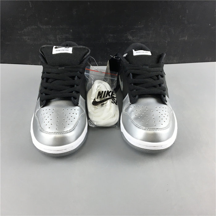 NK SB Dunk Low Supreme Jewel Swoosh Silver CK3480-001