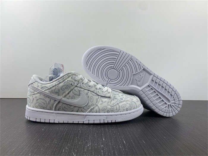 NK Dunk Low White Paisley DJ9955-100
