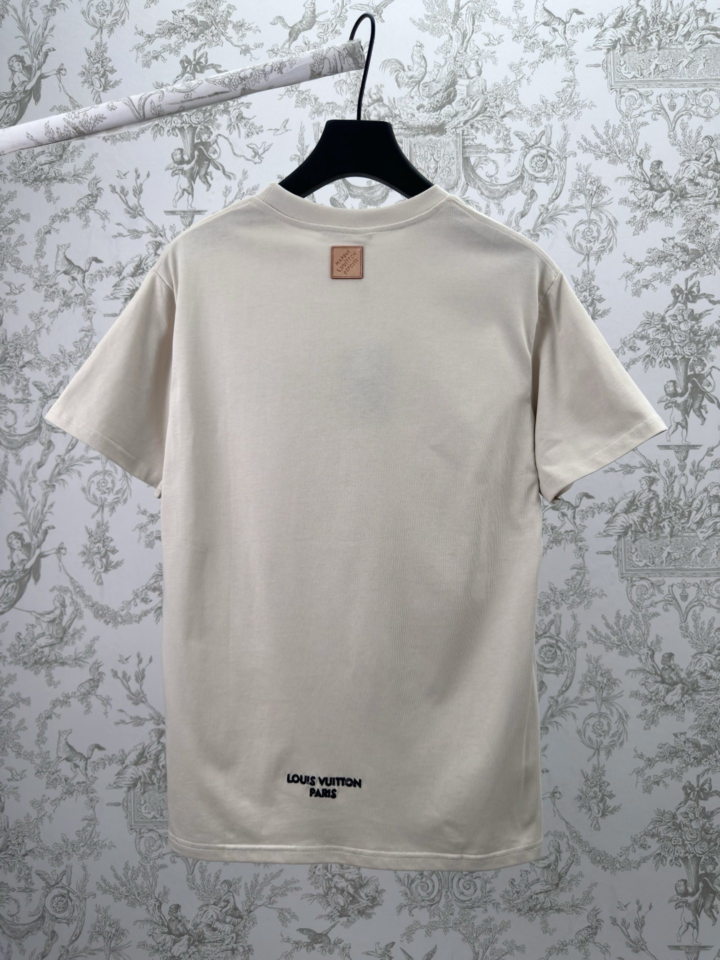 LV T-shirt