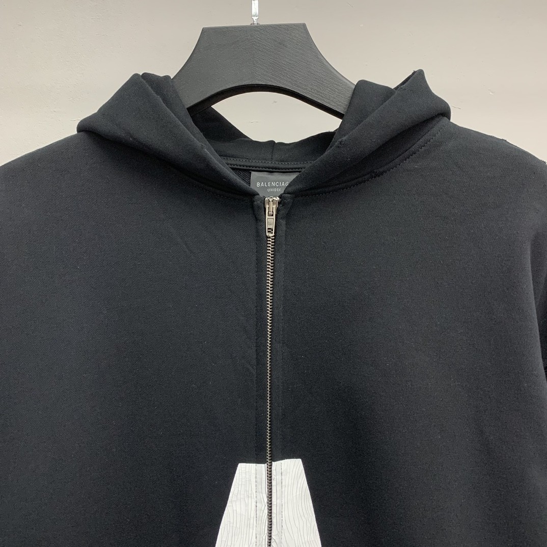 BLCG inverted V zipper sweater