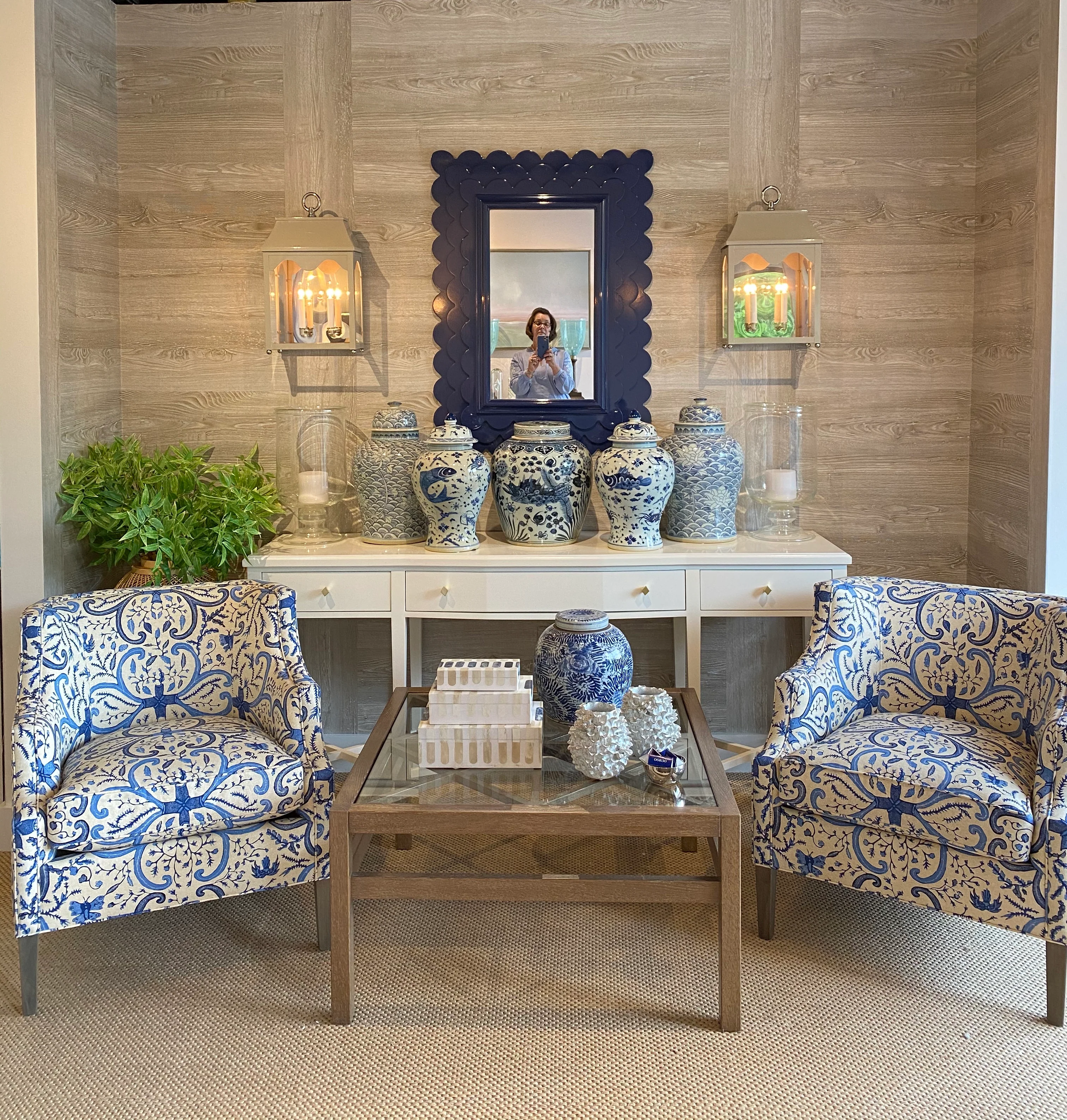 Manhattan Stretch Console