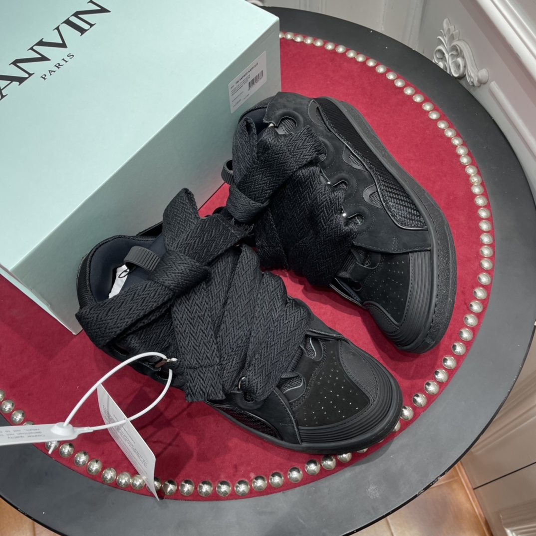 LAN Curb Sneaker All Black