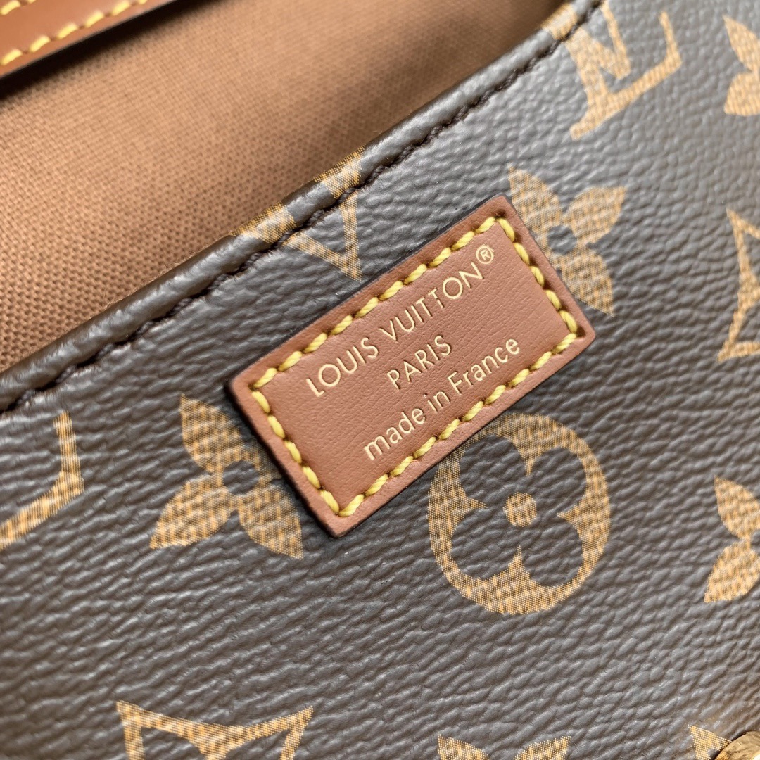 LV Shoulder handbag 14*6*19