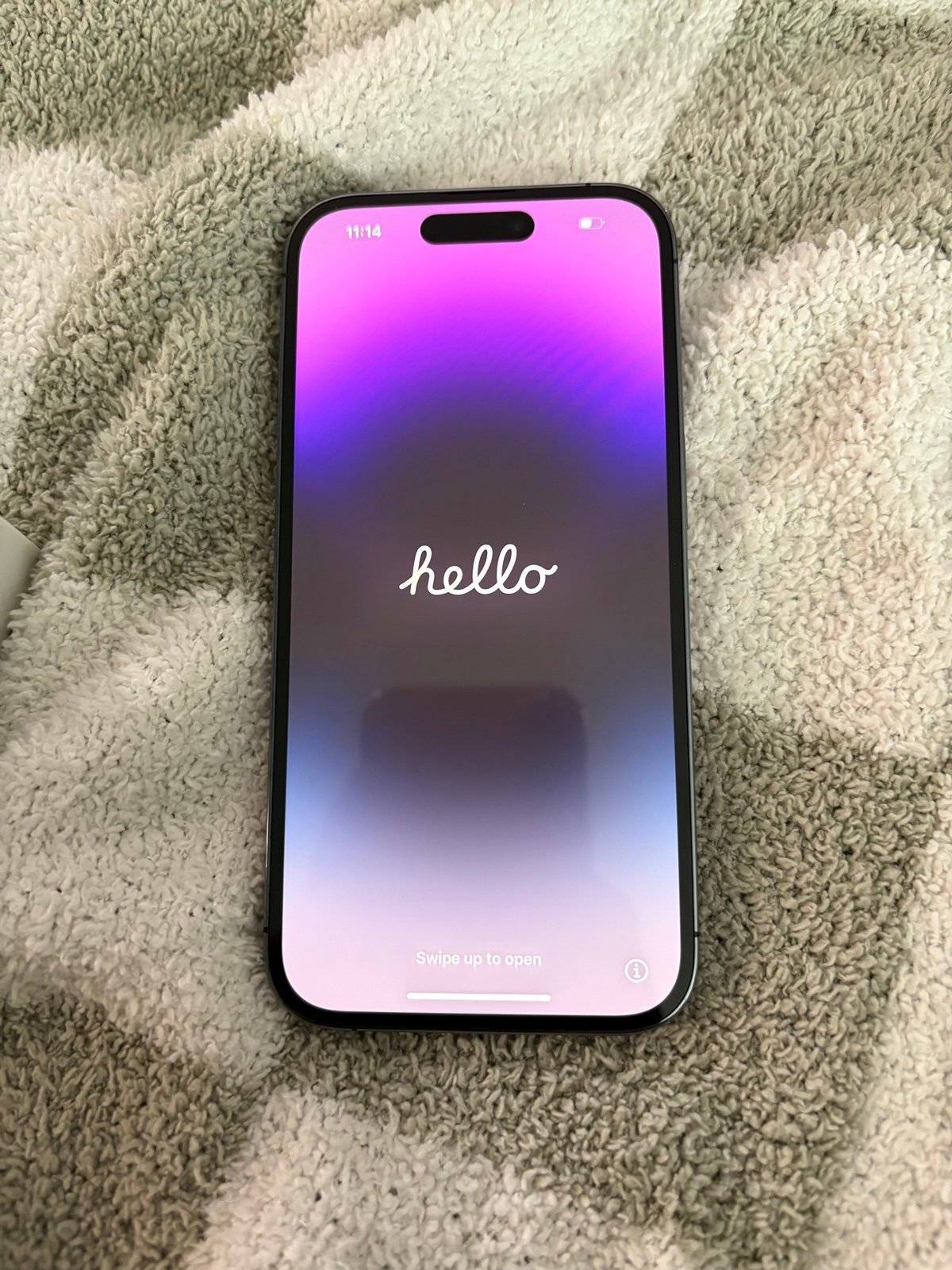 iphone 14 pro 2P59
