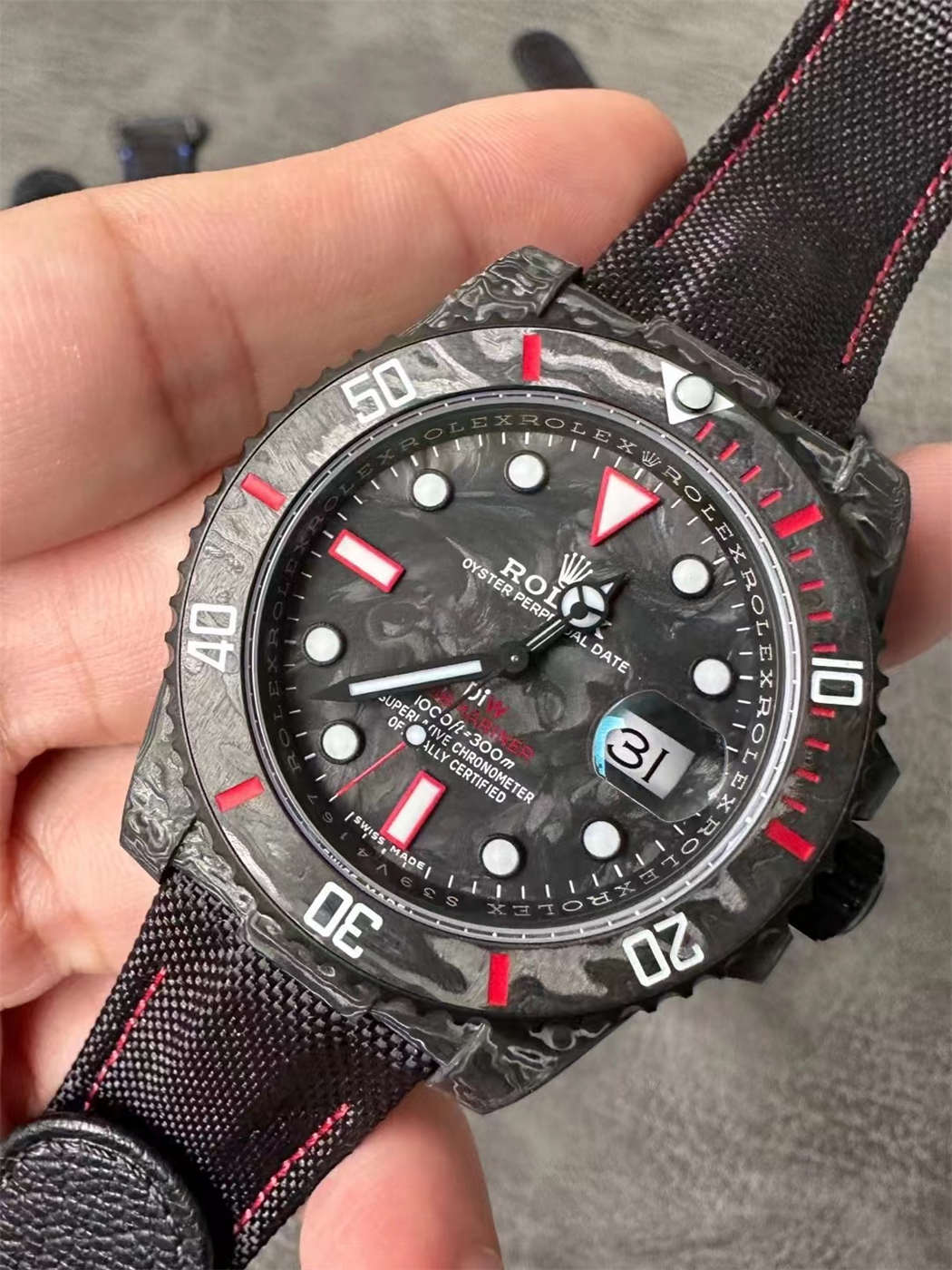 VSF DiW Carbon Submariner Red Edition – 40mm Forged Carbon (VS3135)