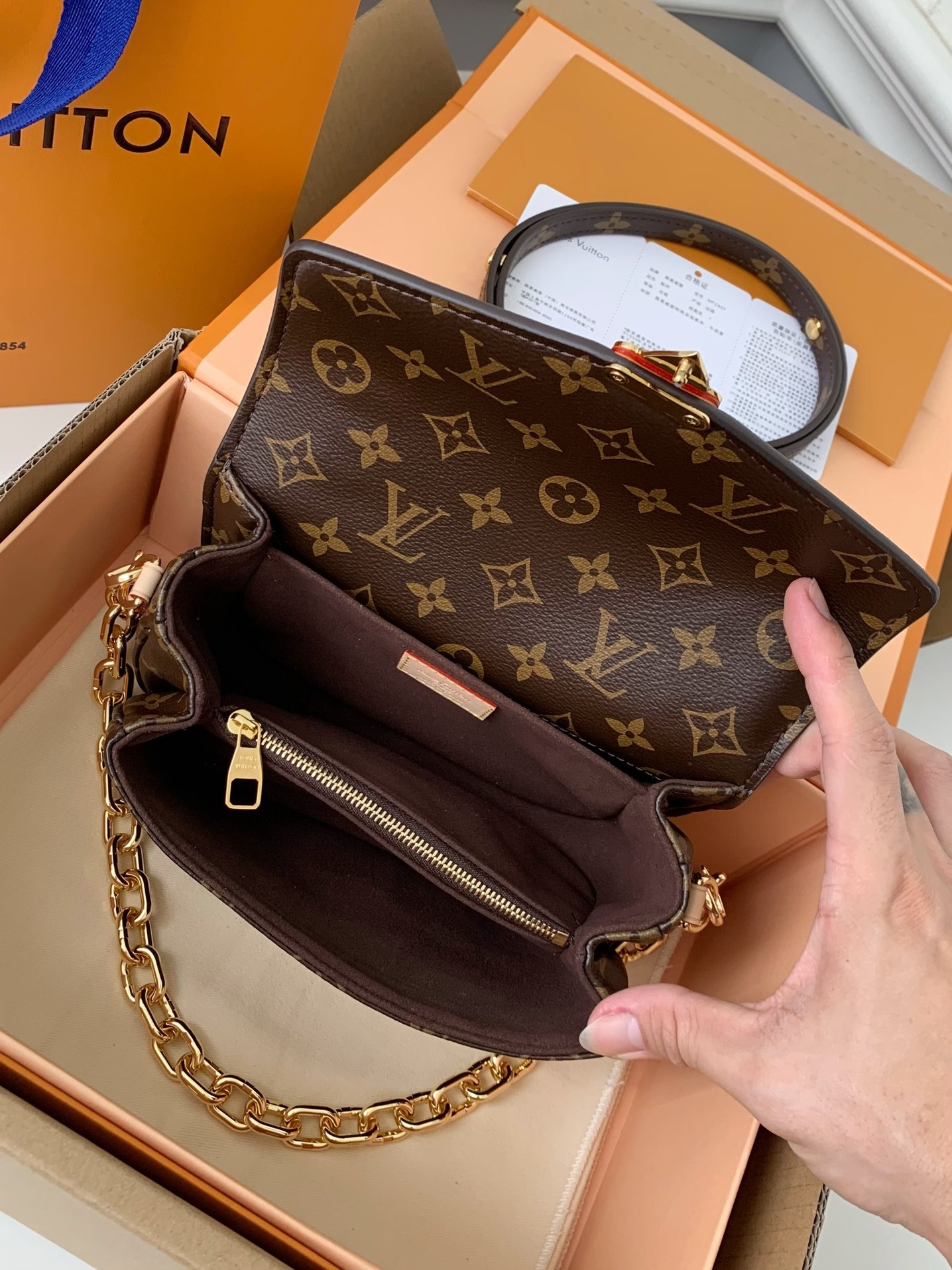 LV POCHETTE MÉTIS EAST WEST 21.5*13.5*6cm