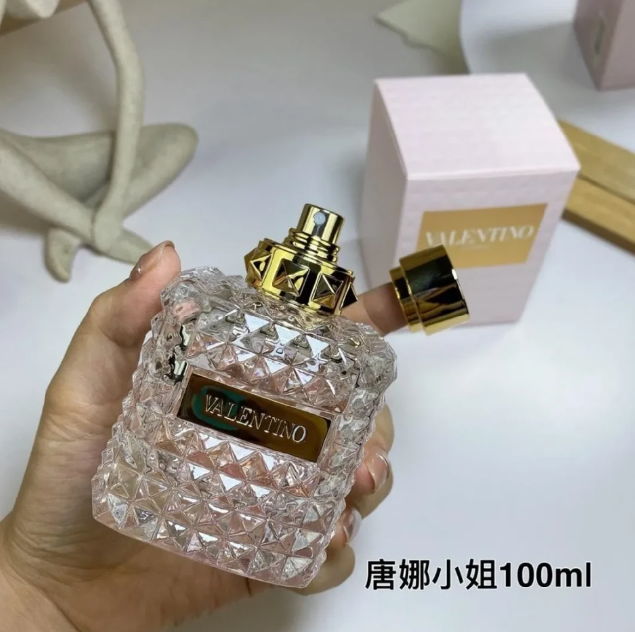 Valentino Donna Eau de Parfum 100ml