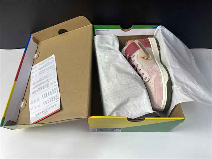 NK Dunk Mid Social Status Free Lunch Strawberry Milk DJ1173-600