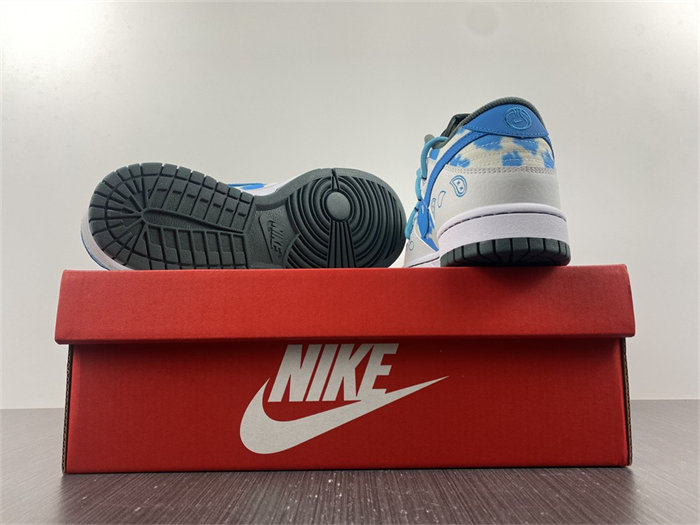 NK Dunk Low RETRO DH0957-100