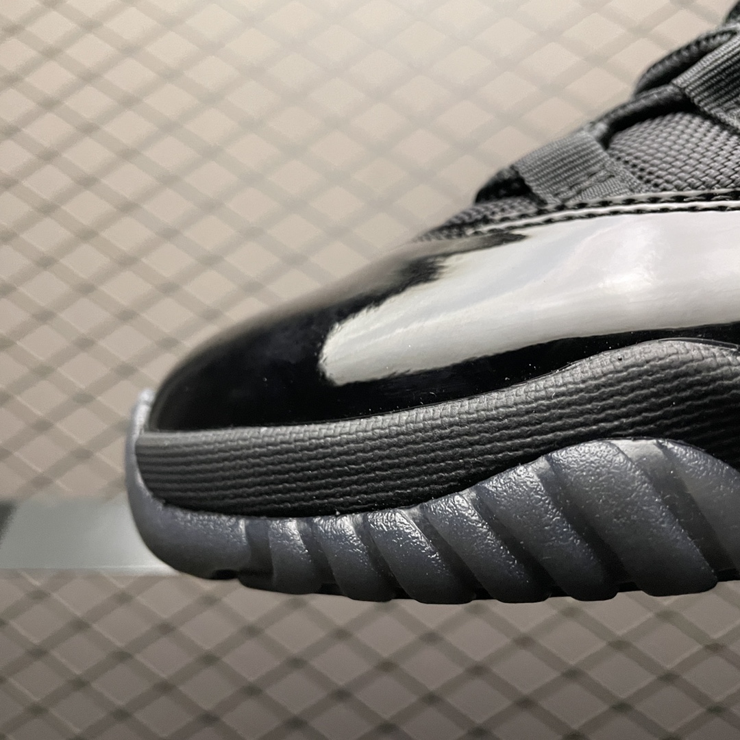 JRD 11 Retro Gamma Blue CT8012-047