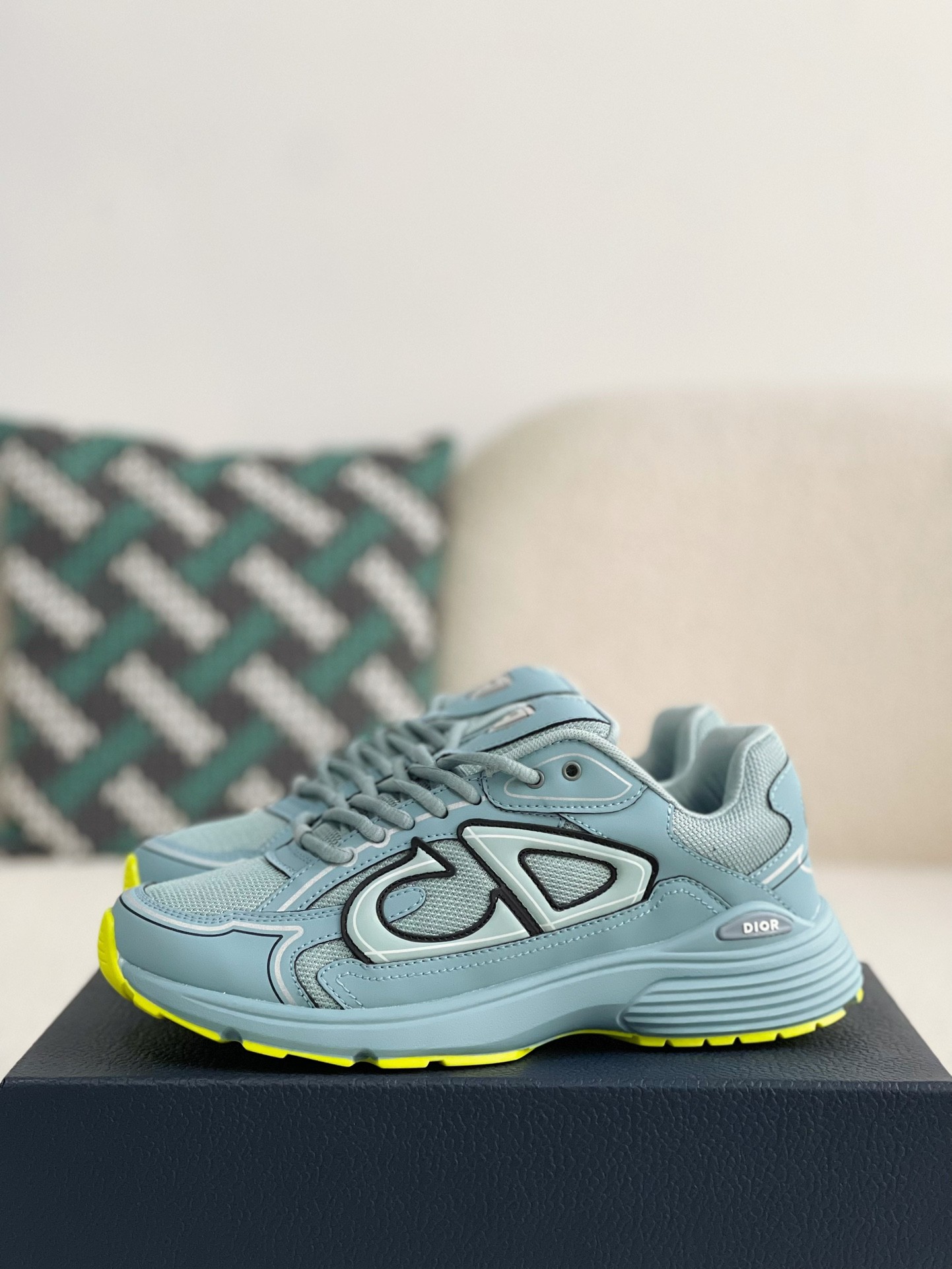 DR b30 sneaker