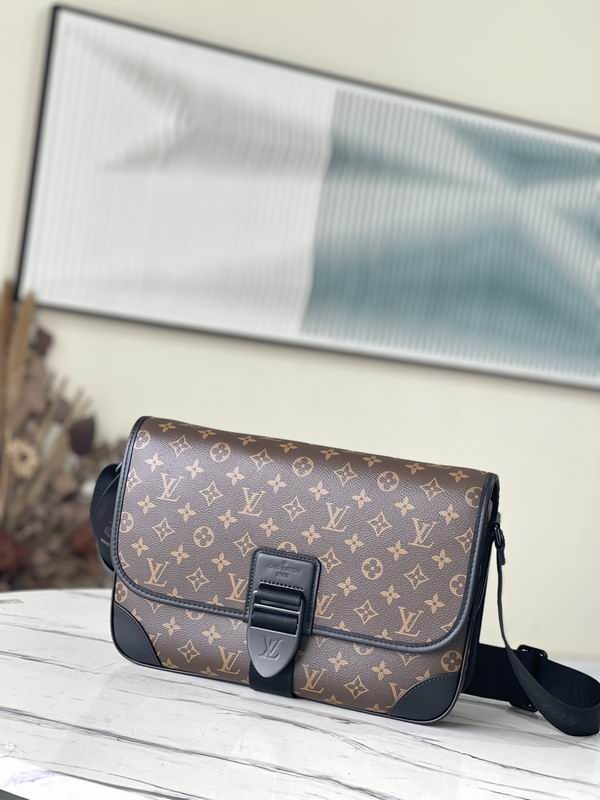 LV  Messenger Bags