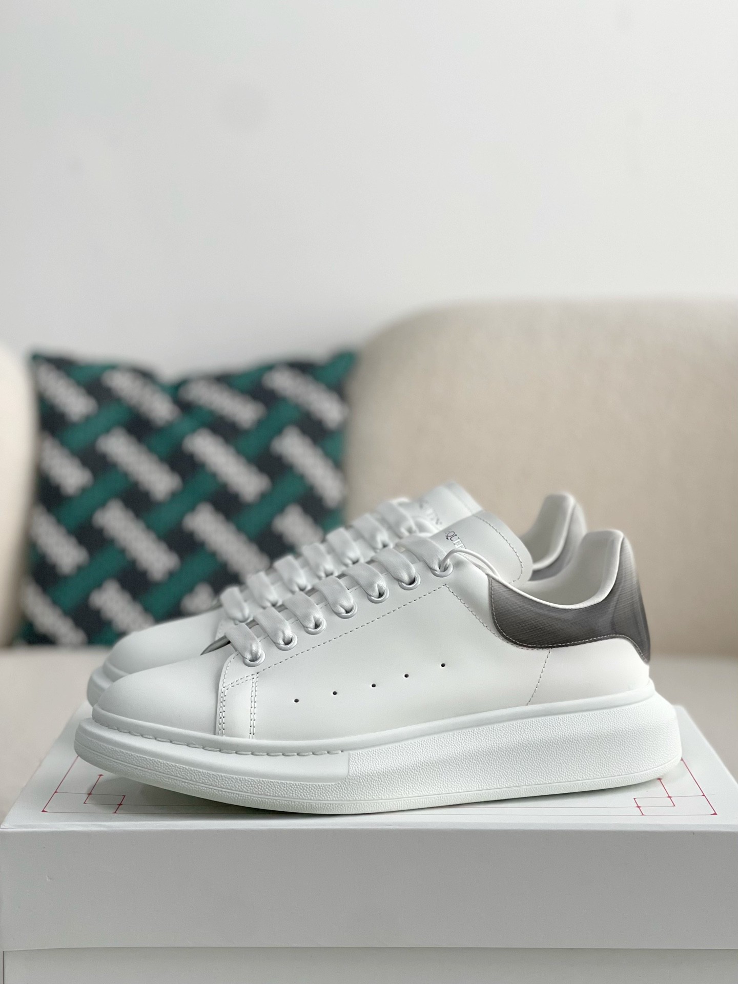 Alexander McQ MQ Jelly Dark Blue Tail Sneakers