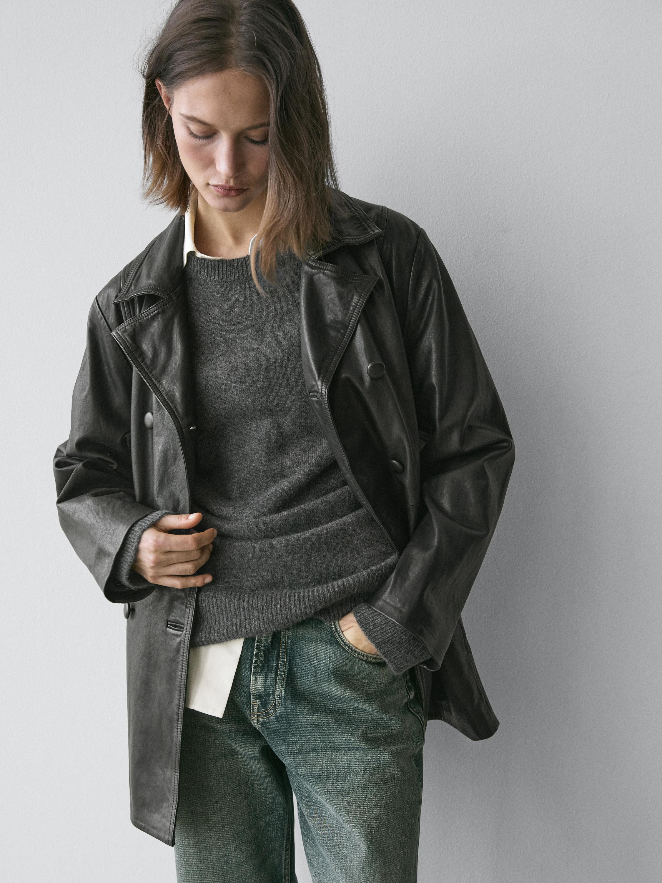 Chaqueta detalle cinturón piel napa