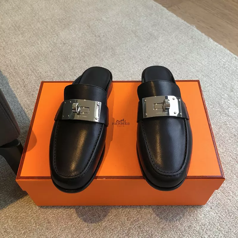 Fashion High Quality Real Leather Slippers LX-872306