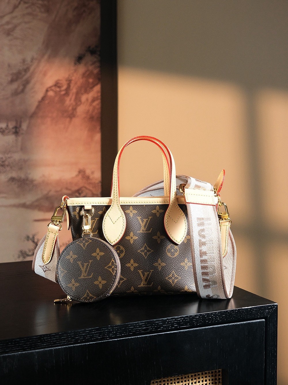 LV 𝐍𝐄𝐕𝐄𝐑𝐅𝐔𝐋𝐋 𝐁𝐁 M46705 Size：24x14x9cm