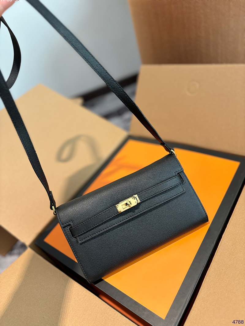 8.3″x4.7″ leather Crossbody bag BB-921043