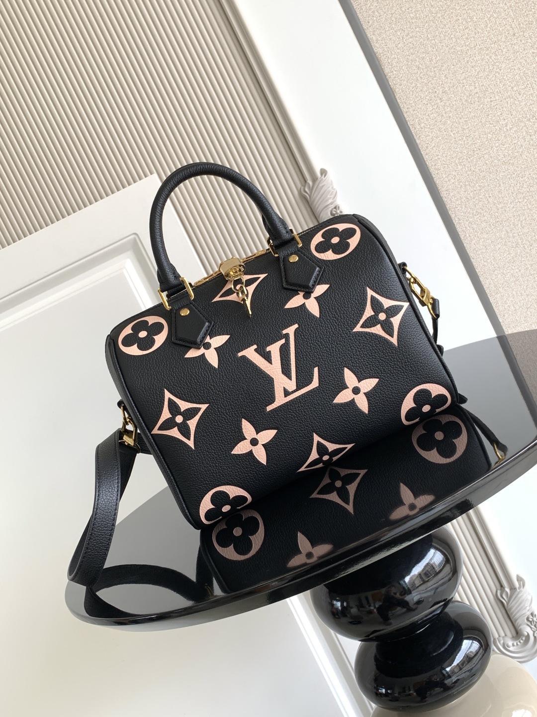 Louis Vuitton Speedy Bandoulière 25 Women Bags M58947