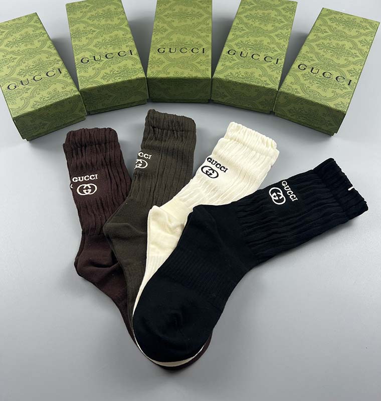 Set of 4 Pairs of Cotton Anti-bacterial Crew Socks WZ-924000147