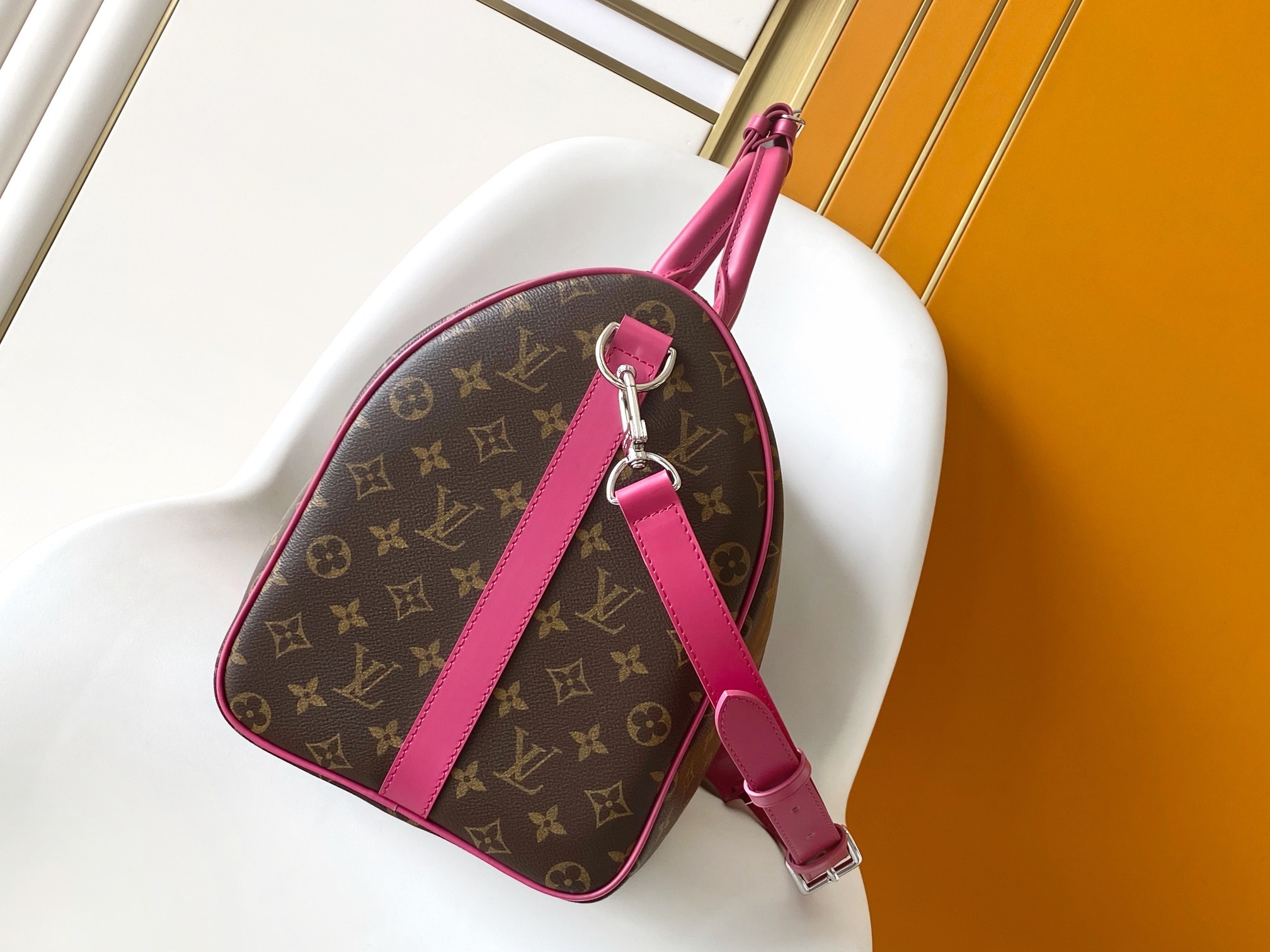 LV Keepall Bandoulière 45 M13807 Size：45x27x20cm