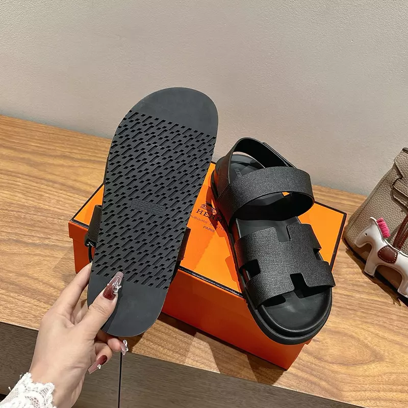 New High Quality Sandals LX-872331