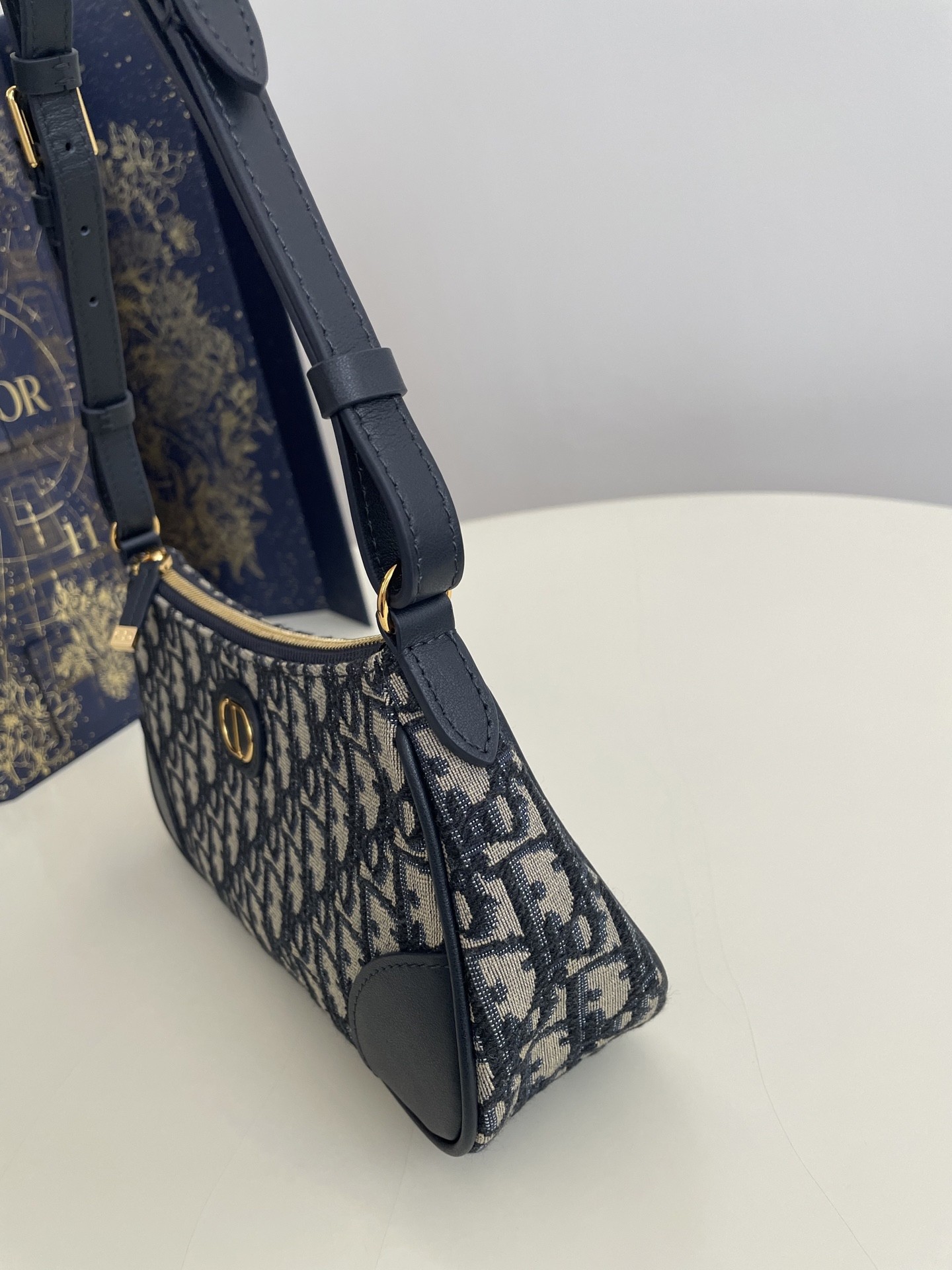 DR Underarm bag 26x7x12cm
