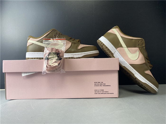 NK Dunk SB Low Stussy Cherry 304292-671