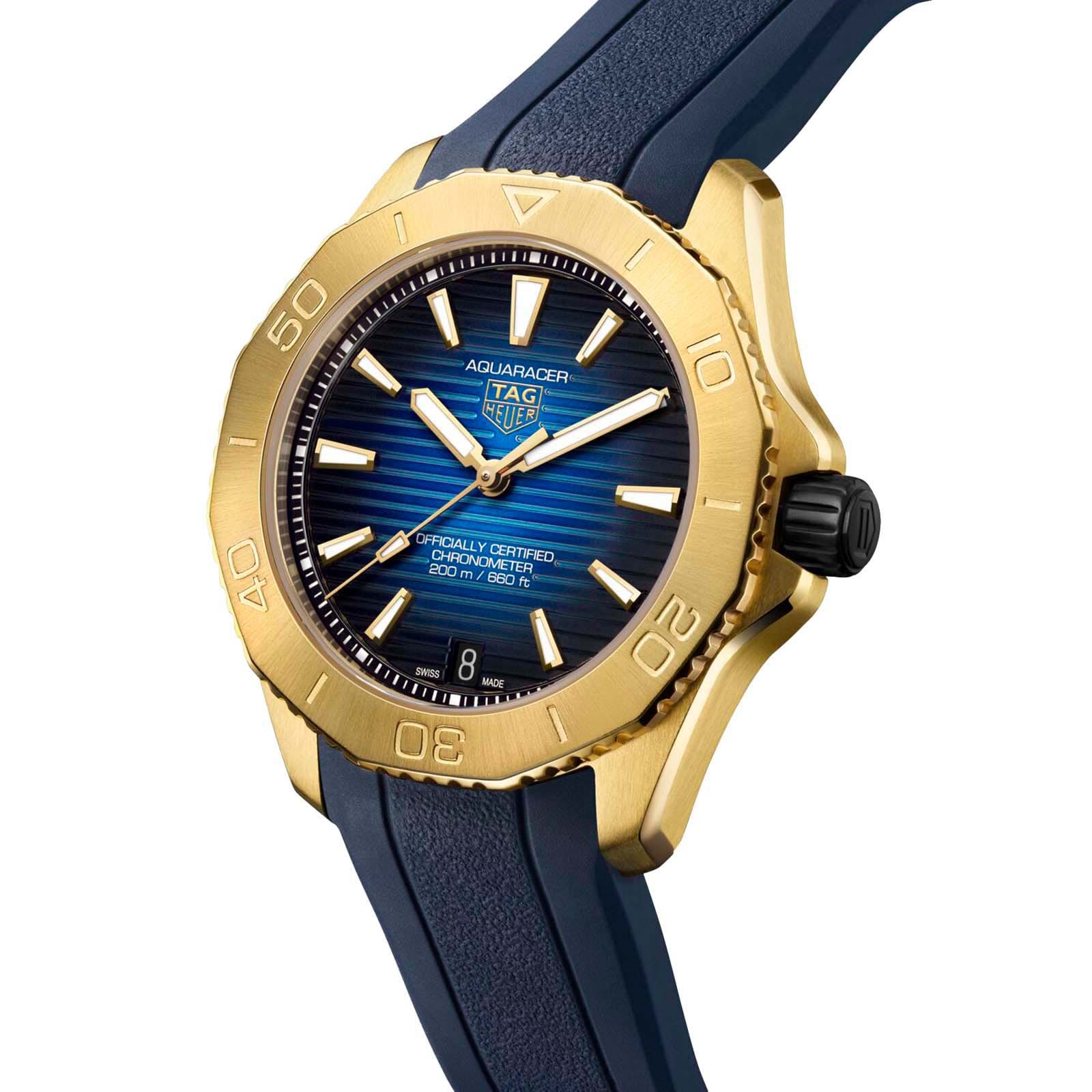 TAG Heuer Aquaracer Professional 200 Date