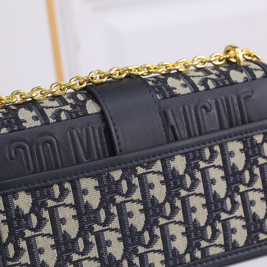 DR Shoulder bag 21.5x12x6cm