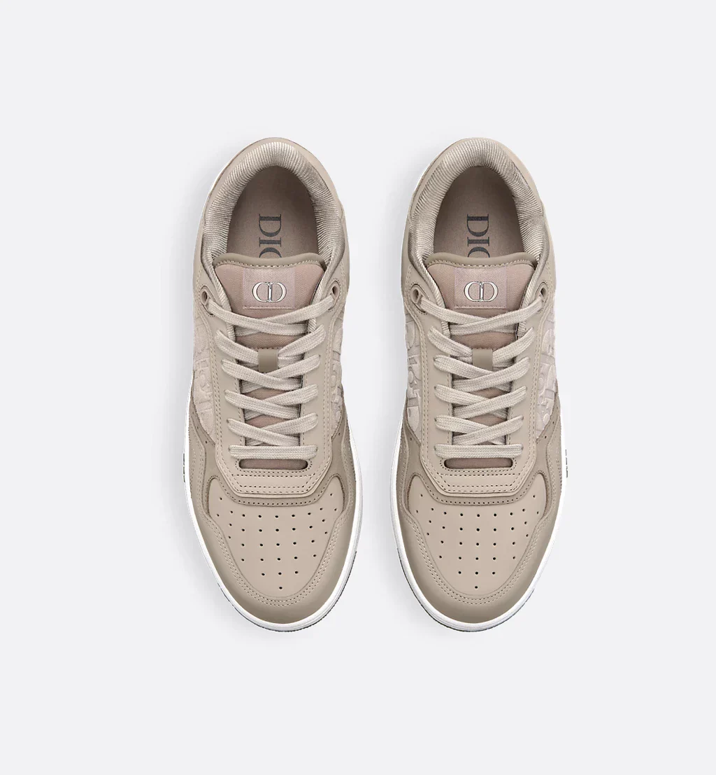 DR B27 Uptown Low-Top Sneaker
