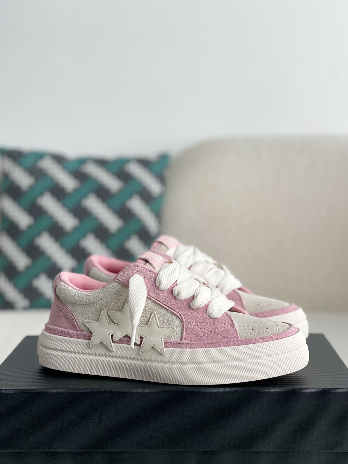 AMRI Sneakers