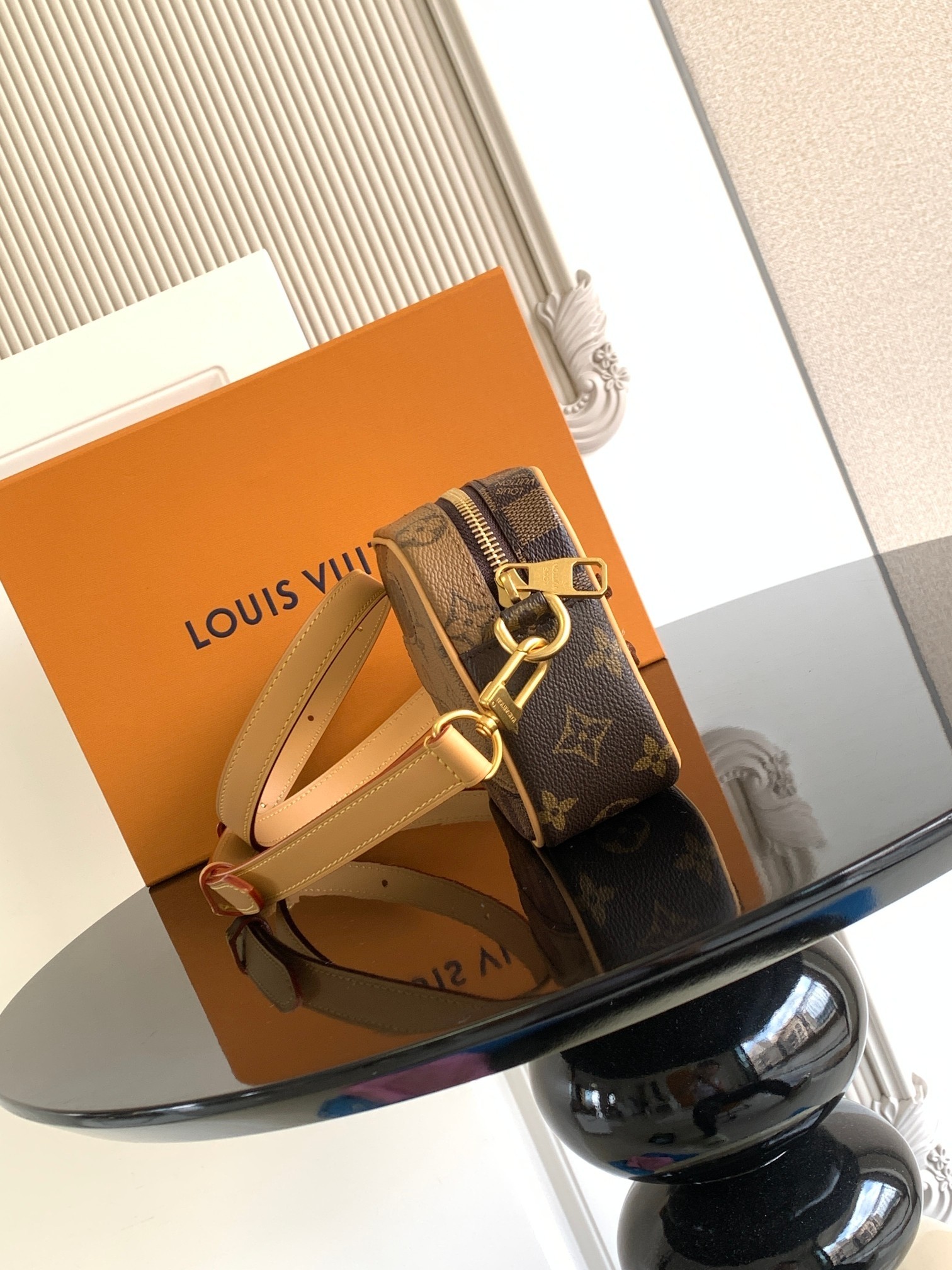 LV 𝐓𝐫𝐨𝐜𝐚𝐝é𝐫𝐨 M26020 Size：20x13x6.5cm