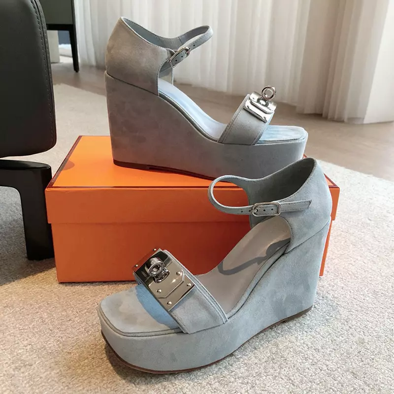 Classical High Quality Real Leather heels Sandals LX-872303