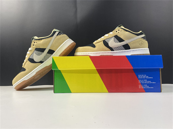 NK Dunk Low Rooted in Peace DJ4671-294