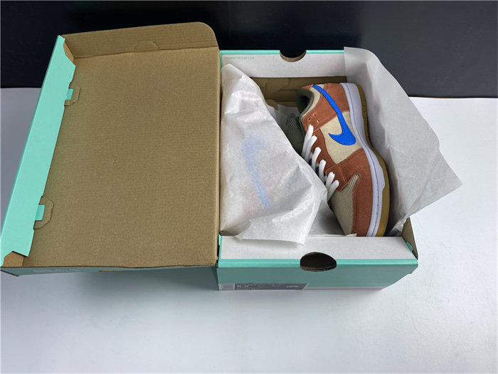 NK SB Dunk Low Corduroy Dusty Peach  BQ6817-201