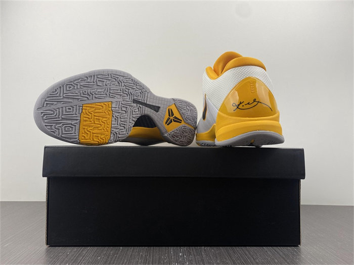 NK Kobe 386430-104
