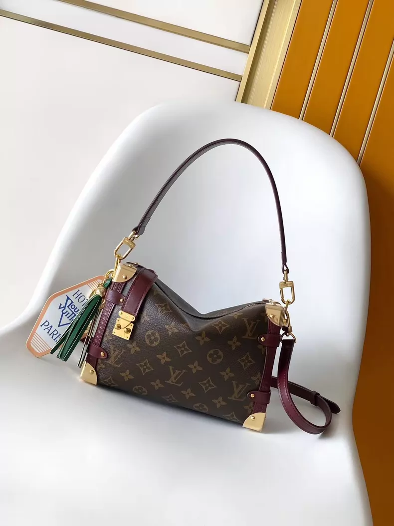 LOUIS VUITTON M28569 Side Trunk MM