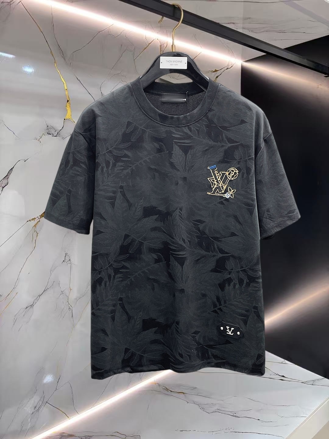 LV T-shirt