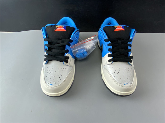 NK SB Dunk Low Instant Skateboards CZ5128-400
