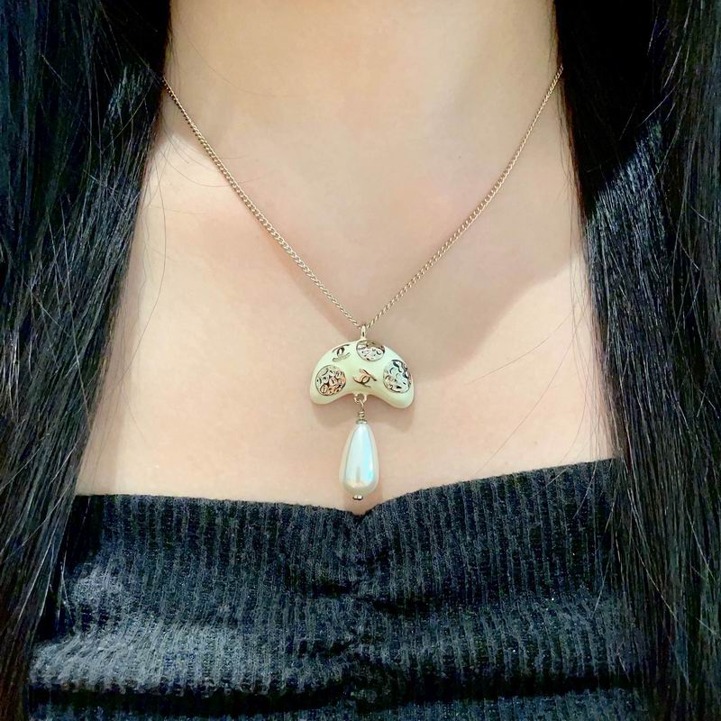 Chanell Necklace