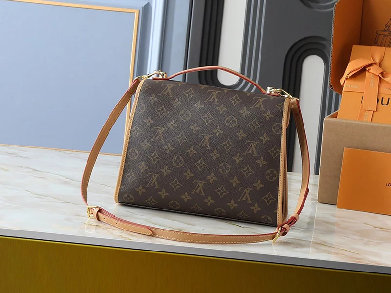 Fashion Big:11.4″x9.4″x3.9″ Small:9.3″x7.1″x3.5″ Genuine Leather Handbag with Adjustable straps BB-9211032