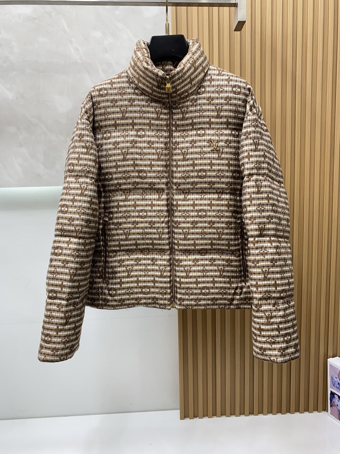 LV Down Jacket 2025