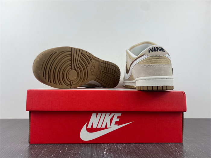 NK Dunk Low SE 85 DO9457-100D