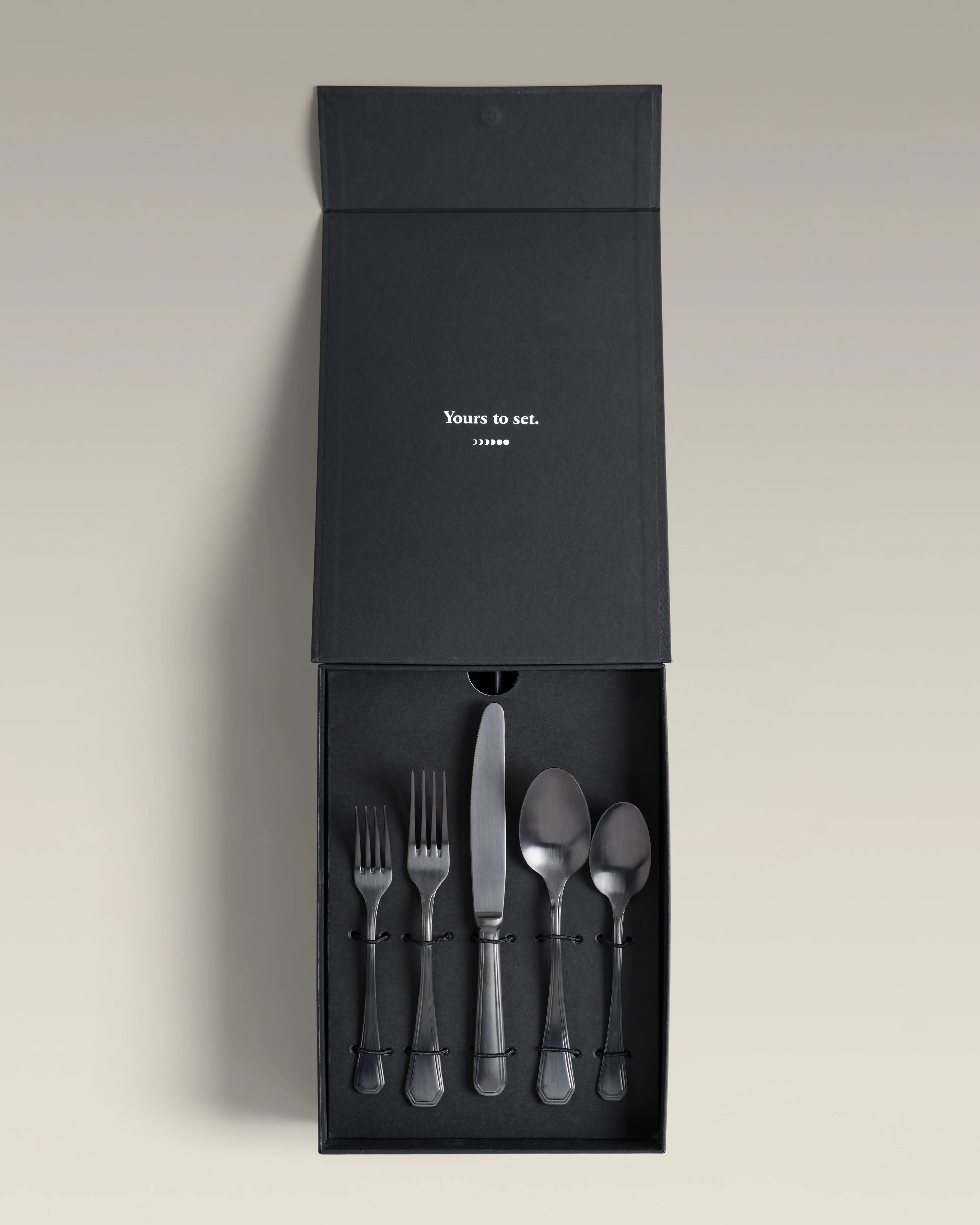 Palisades Four-Person Flatware Settings