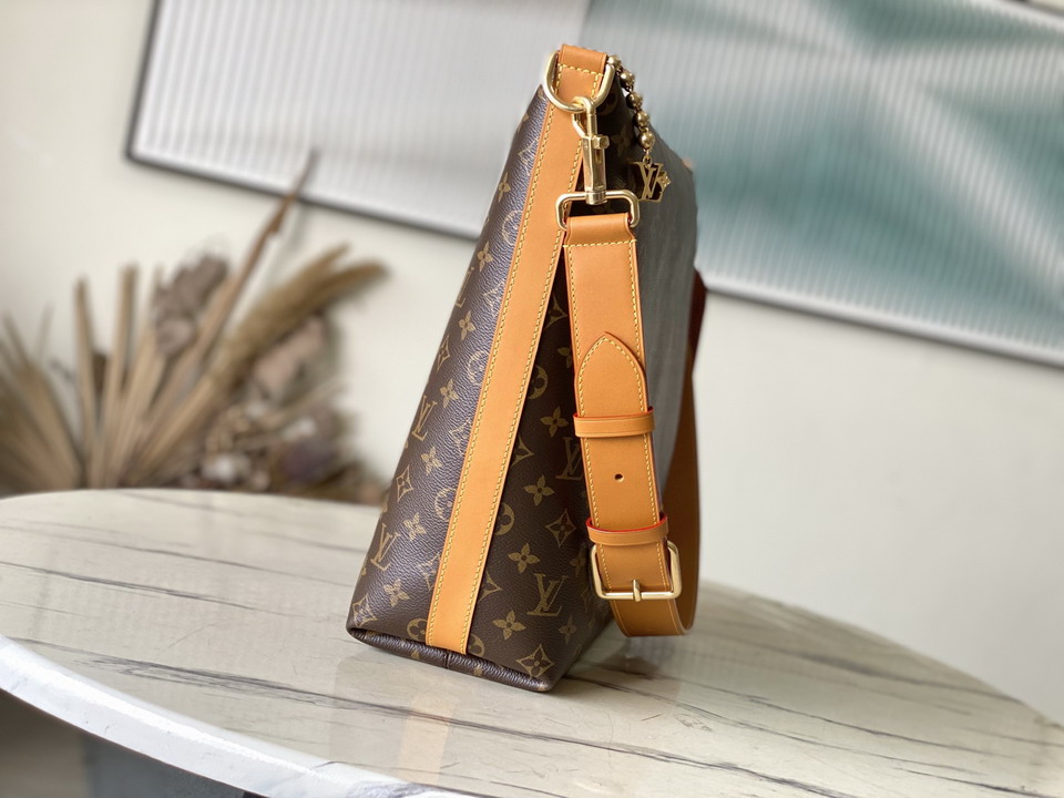 LV Shoulder bag 35x12x38cm