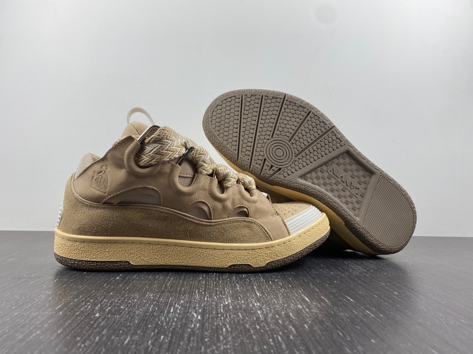 LAN Curb Sneaker Ecru FM-SKRK11-DRAG-E2202